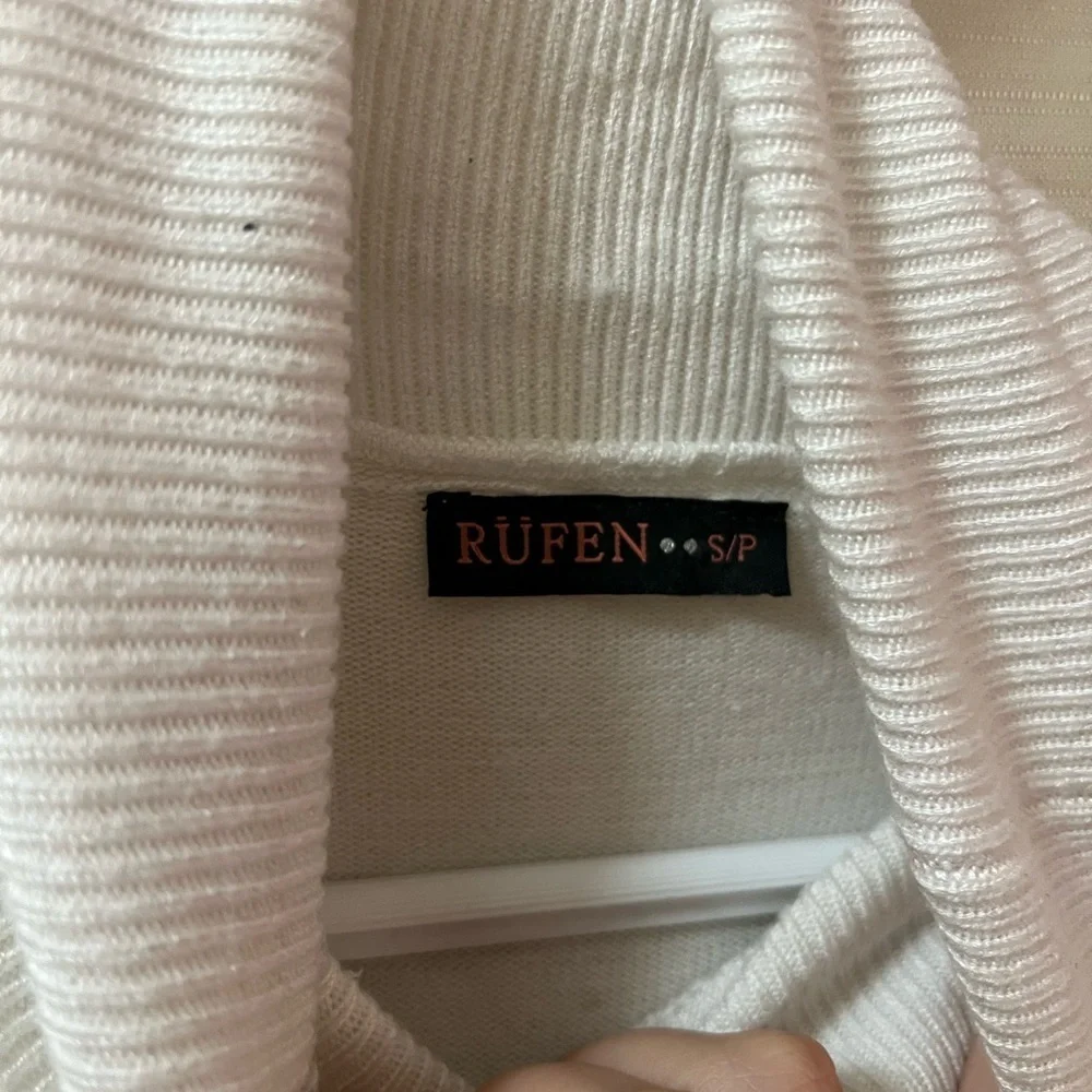 Rufen BOGO Monochrome Women's Turtleneck Sweater Studded Detail Size Small ⚫️ - Picture 5 of 9